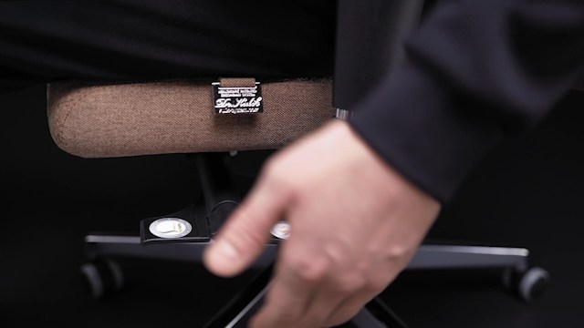 Regulacja kąta nachylenia oparcia